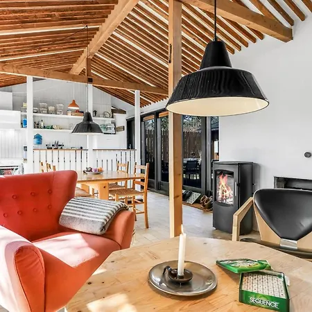 Amarie - 1km From The Sea By Interhome *